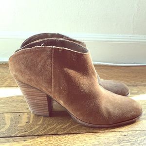 Dolce vita suede mules